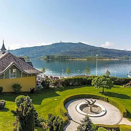Werzer Strandcasino Hotel Portschach am Woerthersee